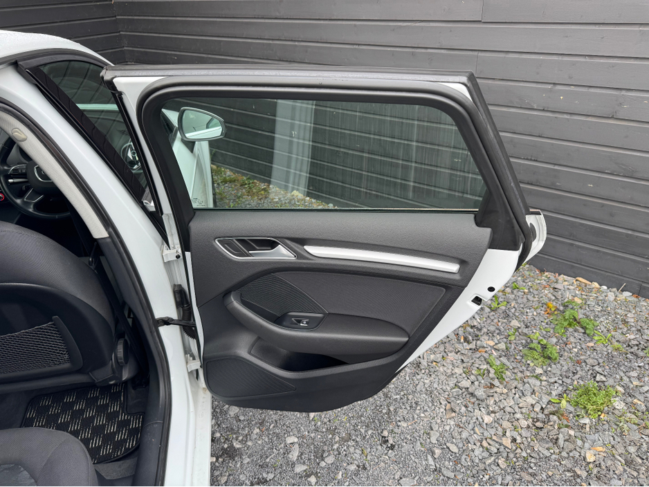 2015 Audi A3 1.4 TFSI AUTO 5DR €13,495