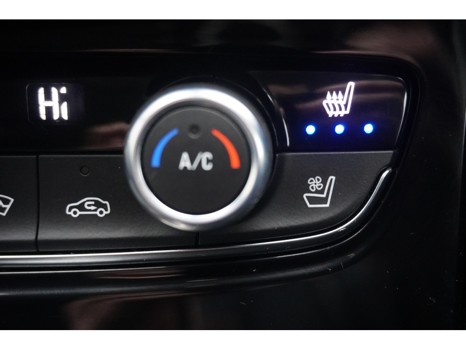 2023 Opel Grandland - image 20