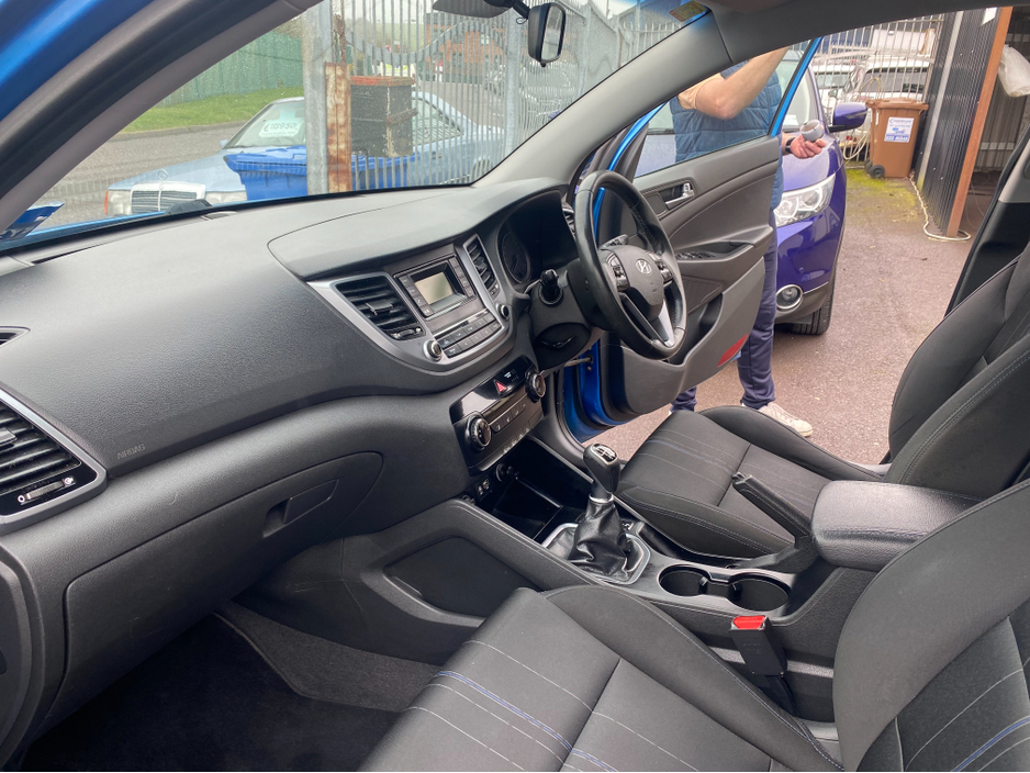 2016 Hyundai Tucson - image 13