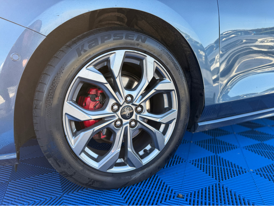 2023 Ford Focus - image 11