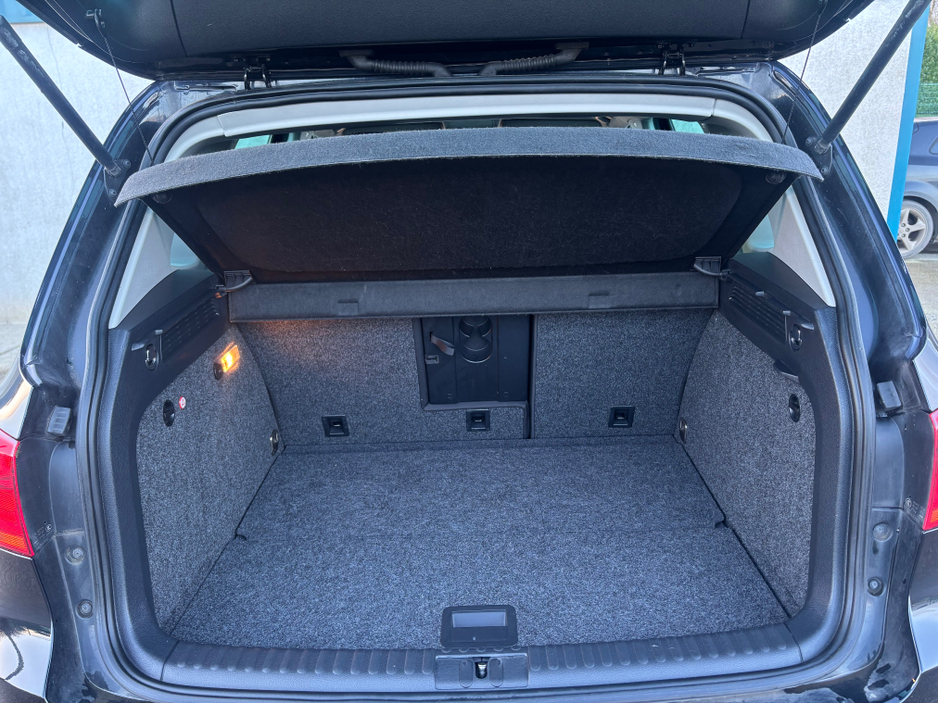 2015 Volkswagen Tiguan - image 16