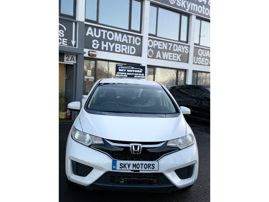 2017 Honda Fit  €11,690