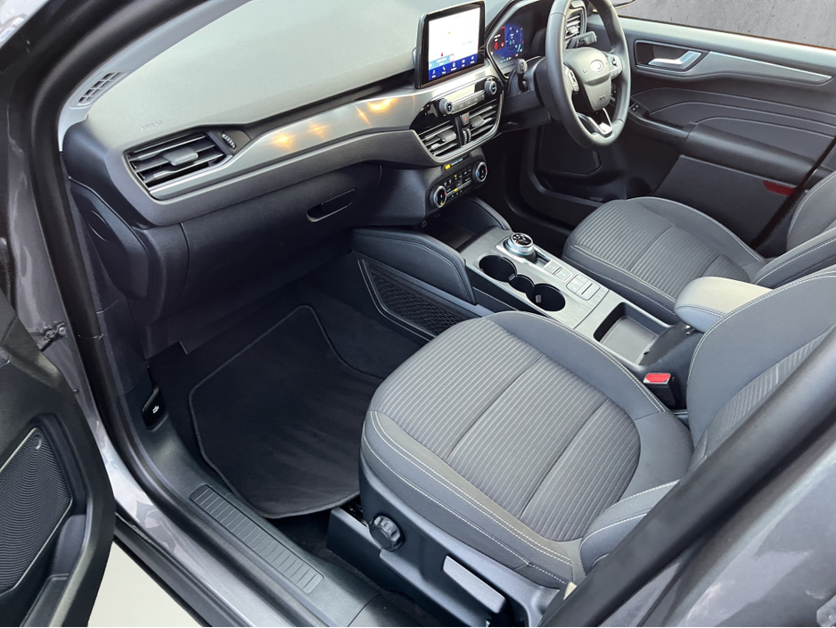 2023 Ford Kuga TITANIUM 2.5 PHEV 225 S6.2 €30,950