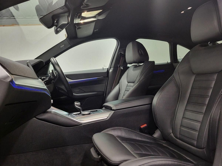 2023 BMW 4 Series - image 7