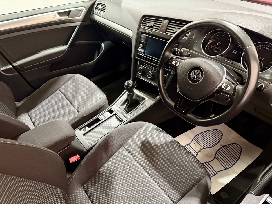 2019 Volkswagen Golf - image 11