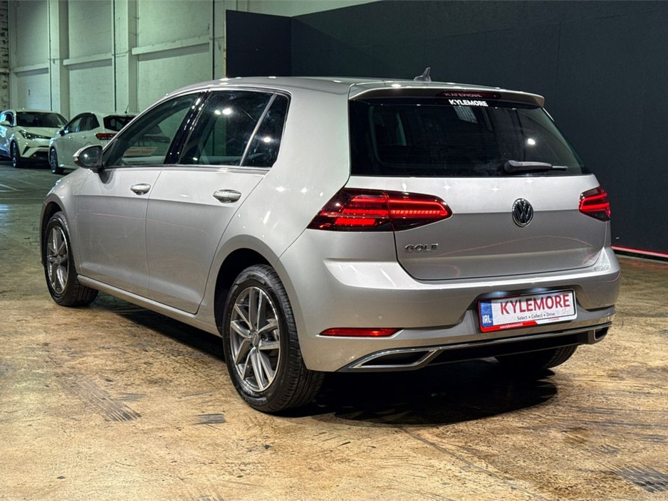 2019 Volkswagen Golf TSI HIGH LINE - FACTORY ALLOYS - CRUISE CONTROL - REVERSE CAMERA €20,950