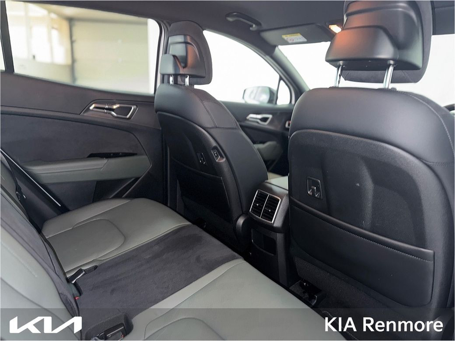 2024 Kia Sportage - image 13