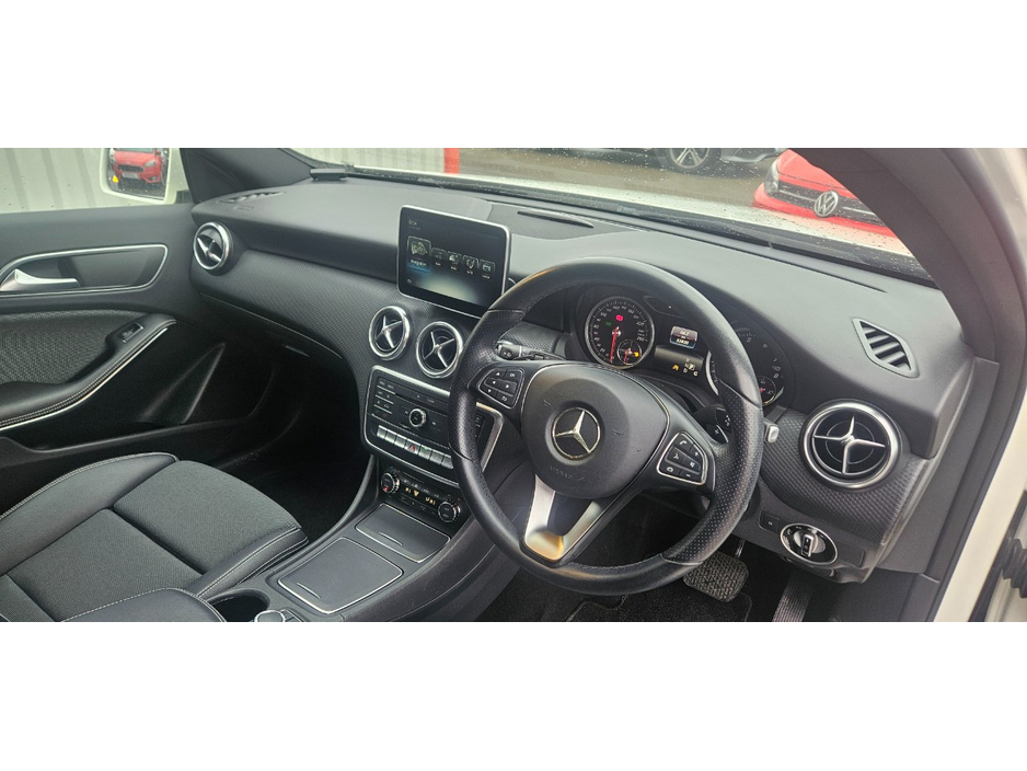 2016 Mercedes-Benz A Class - image 25