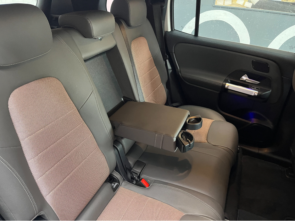 2023 Mercedes-Benz EQB - image 16