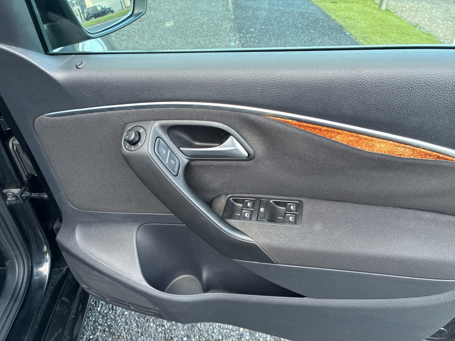 2014 Volkswagen Polo 1.2L Petrol Automatic €10,950