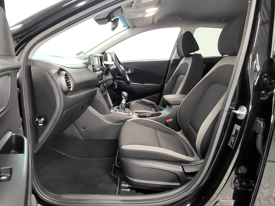 2020 Hyundai Kona - image 7