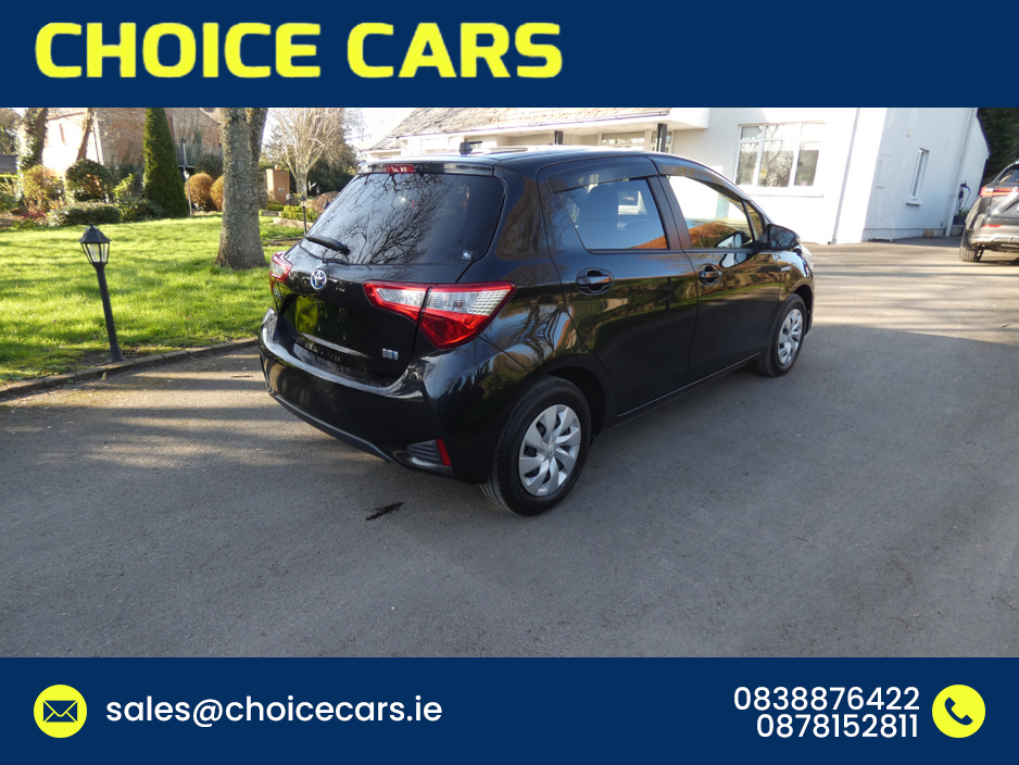 2017 Toyota Yaris - image 6