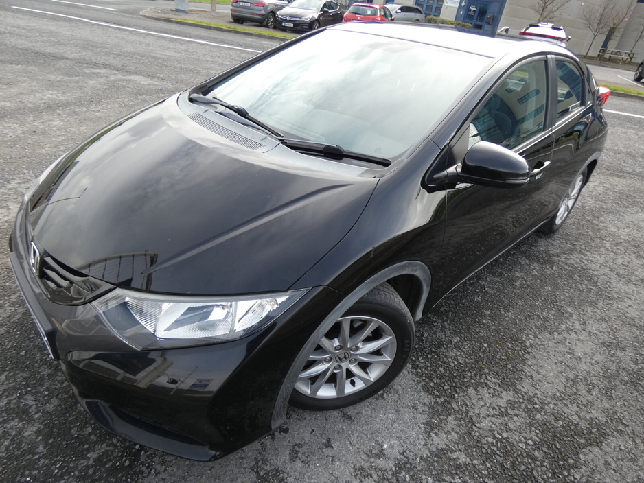 2014 Honda Civic - image 7