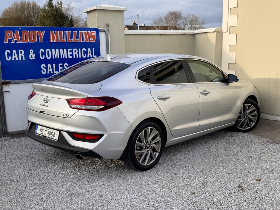 2019 Hyundai i30 - image 7