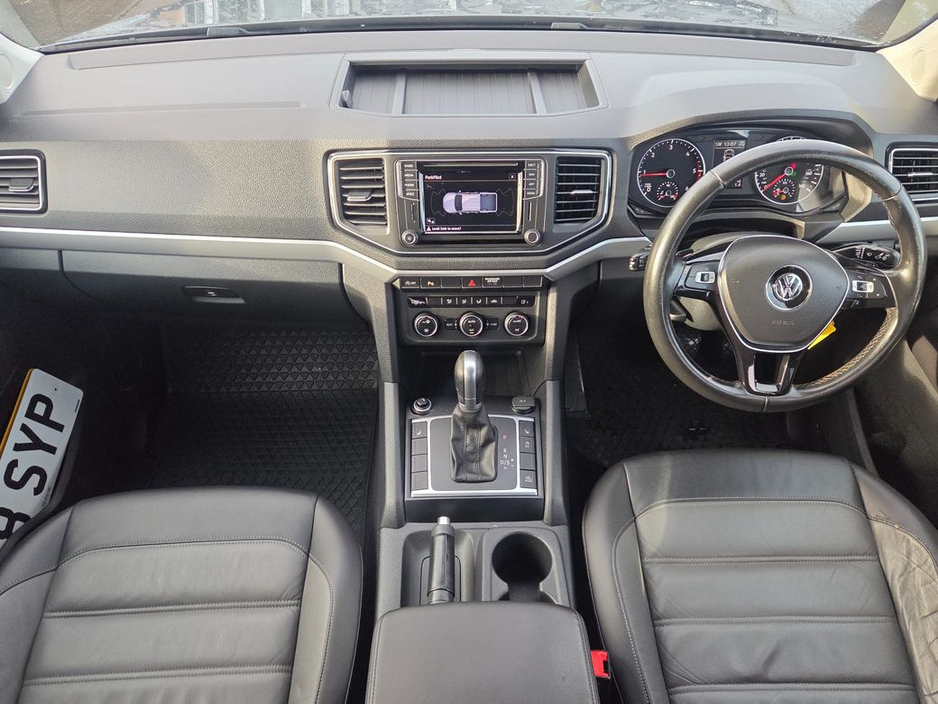 2018 Volkswagen Amarok - image 9