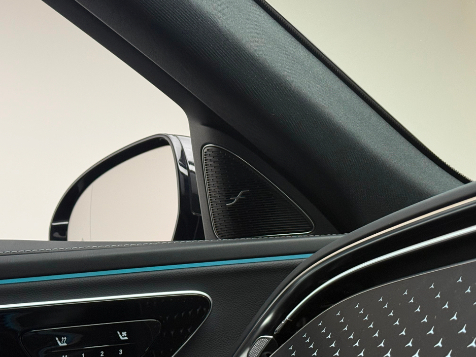 2025 Mercedes-Benz E Class E220D AMG LINE PREMIUM *PAN ROOF* €79,990