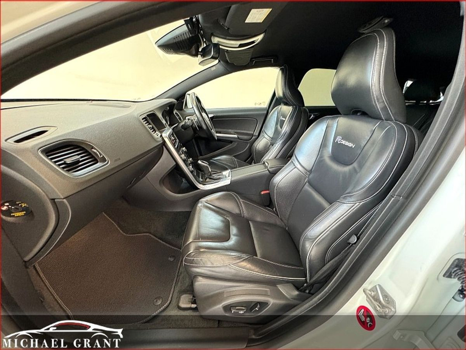 2015 Volvo V60 T4 1.6 PETROL AUTOMATIC R DESIGN POLESTAR HUGE SPEC / ONLY 99KM / FULL HISTORY €14,950