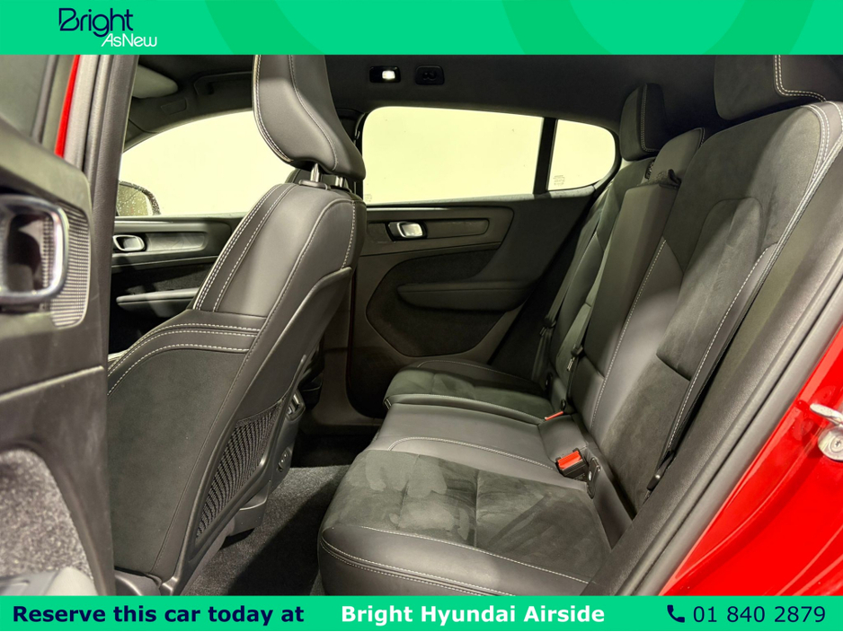 2023 Volvo C40 E CORE 228BHP 5DR AUTO €33,950