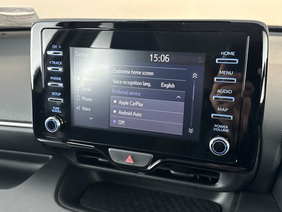 2023 Toyota Yaris HYBRID LUNA €23,950