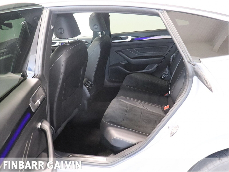2022 Volkswagen Arteon - image 11