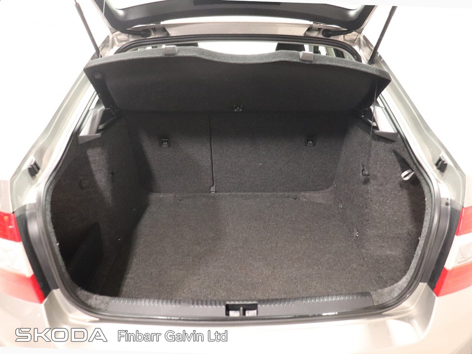 2016 Skoda Octavia AMBITION 1.6TDI 90HP €12,950