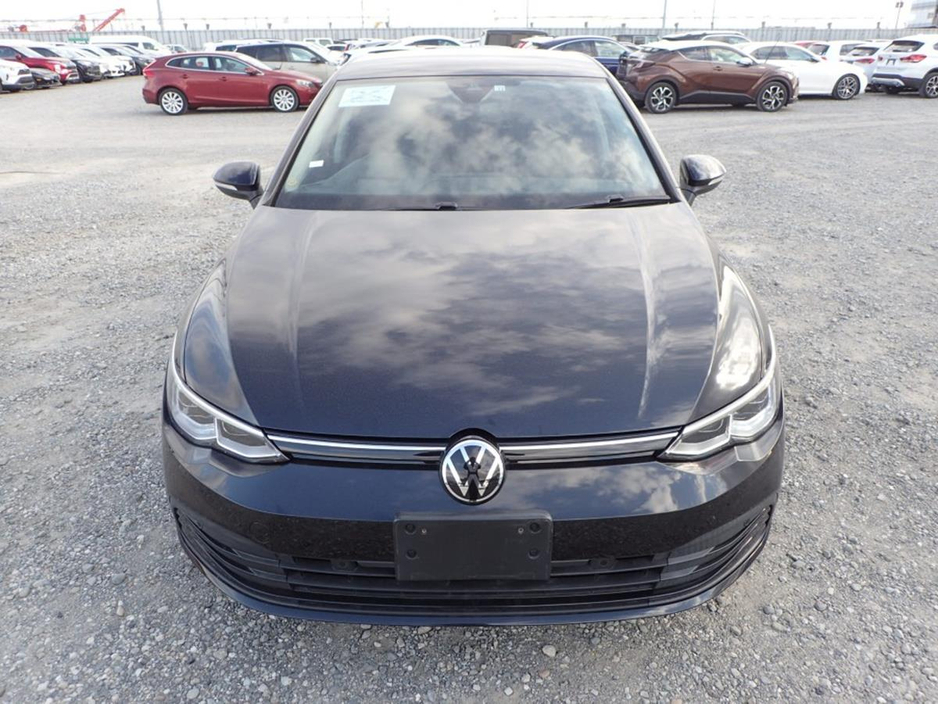 2022 Volkswagen Golf - image 5