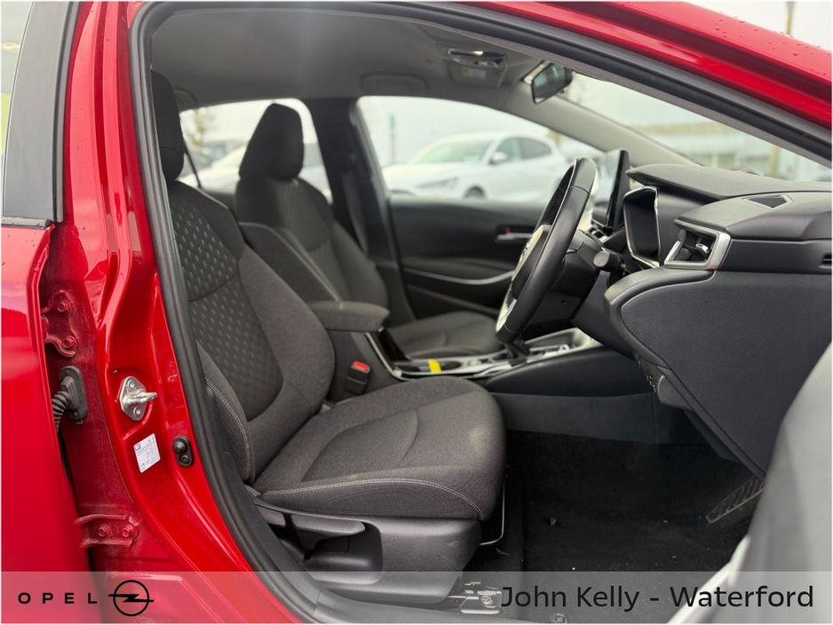 2023 Toyota Corolla 1.8 Hybrid Luna Saloon €22,450