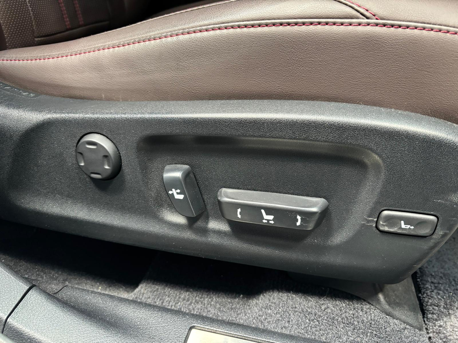 2020 Lexus RX 400 h - image 11