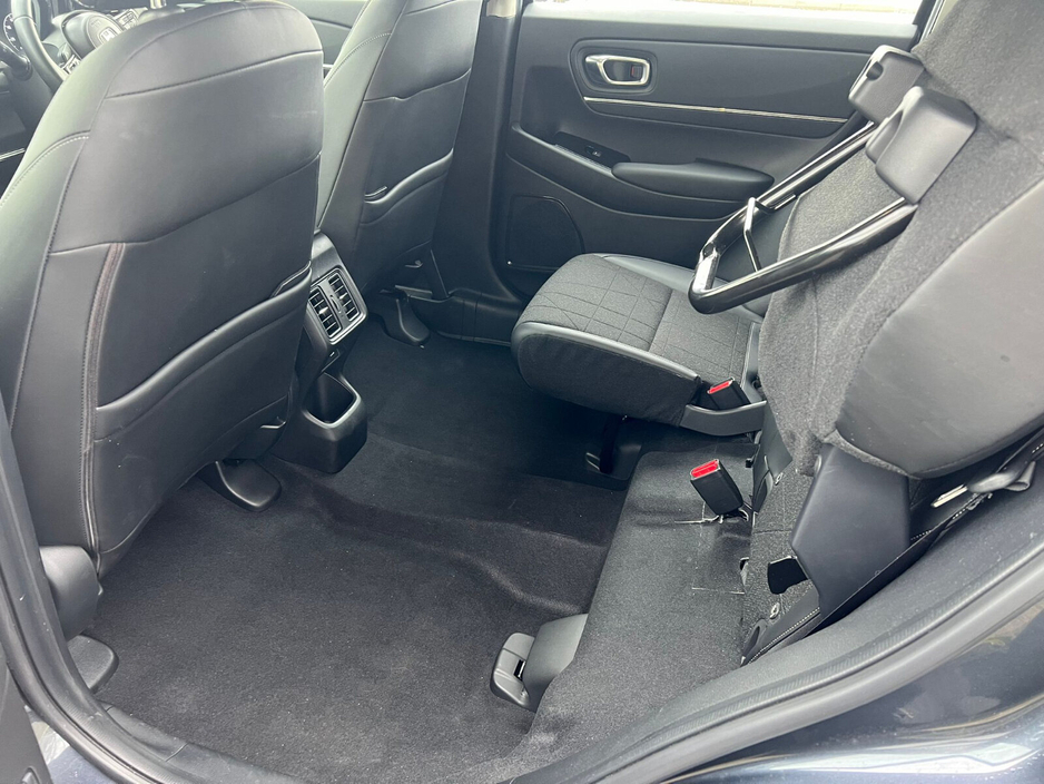2024 Honda HR-V - image 9