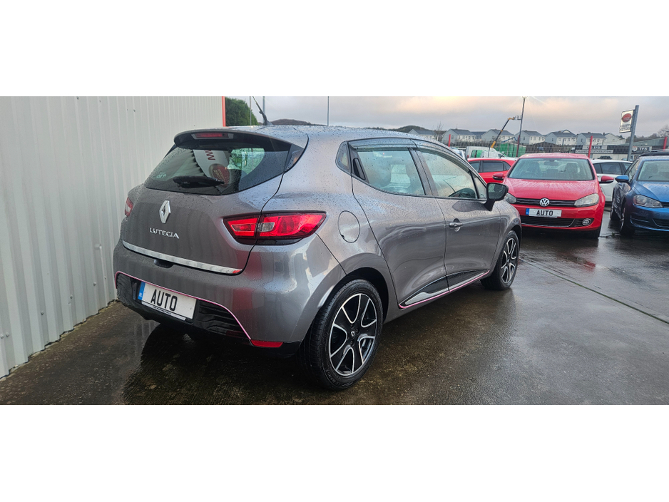 2015 Renault Clio lutecia automatic 1.2 petrol dynamique low kms €8,995