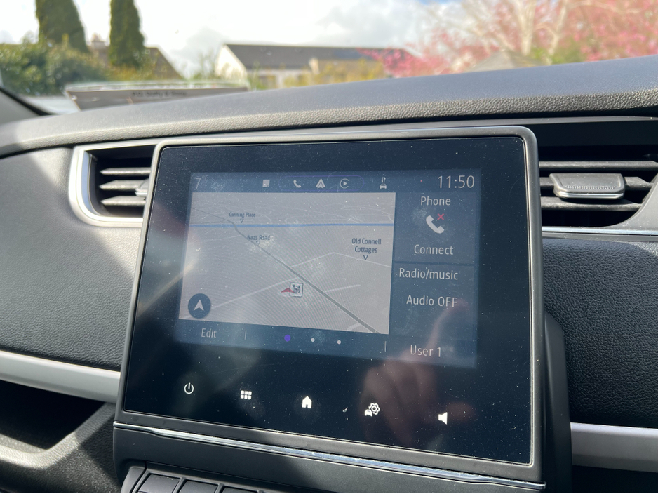 2021 Renault Zoe - image 14