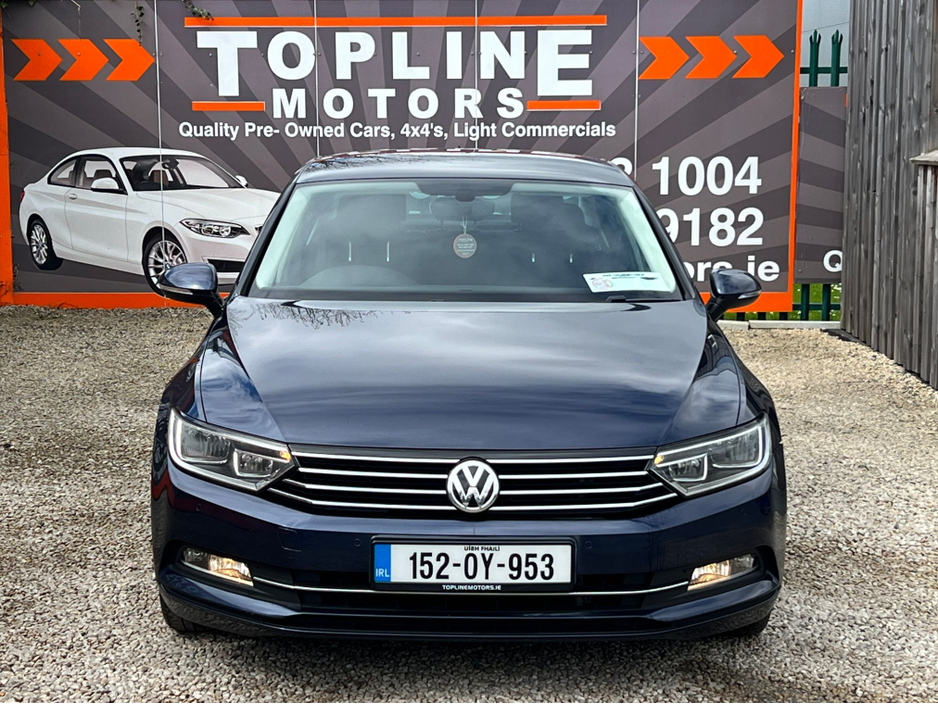 2015 Volkswagen Passat - image 3
