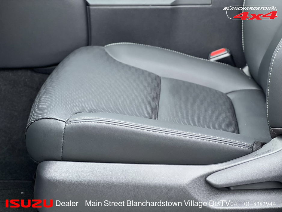 2024 Toyota Landcruiser 242 BUSHIDO 7 SEATER €790 TAX €134,900