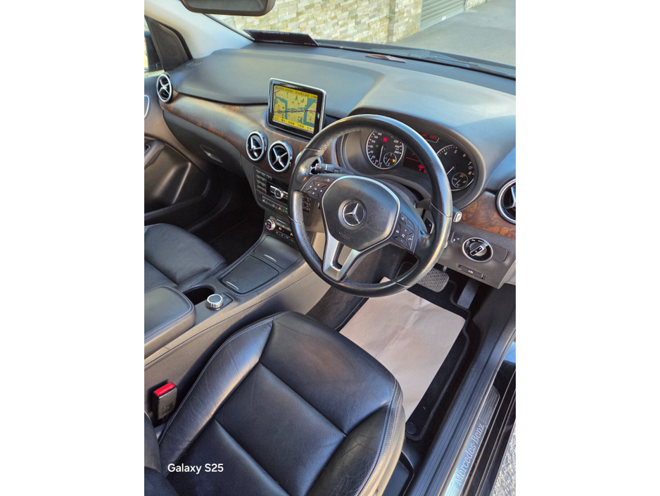 2012 Mercedes-Benz B Class - image 10