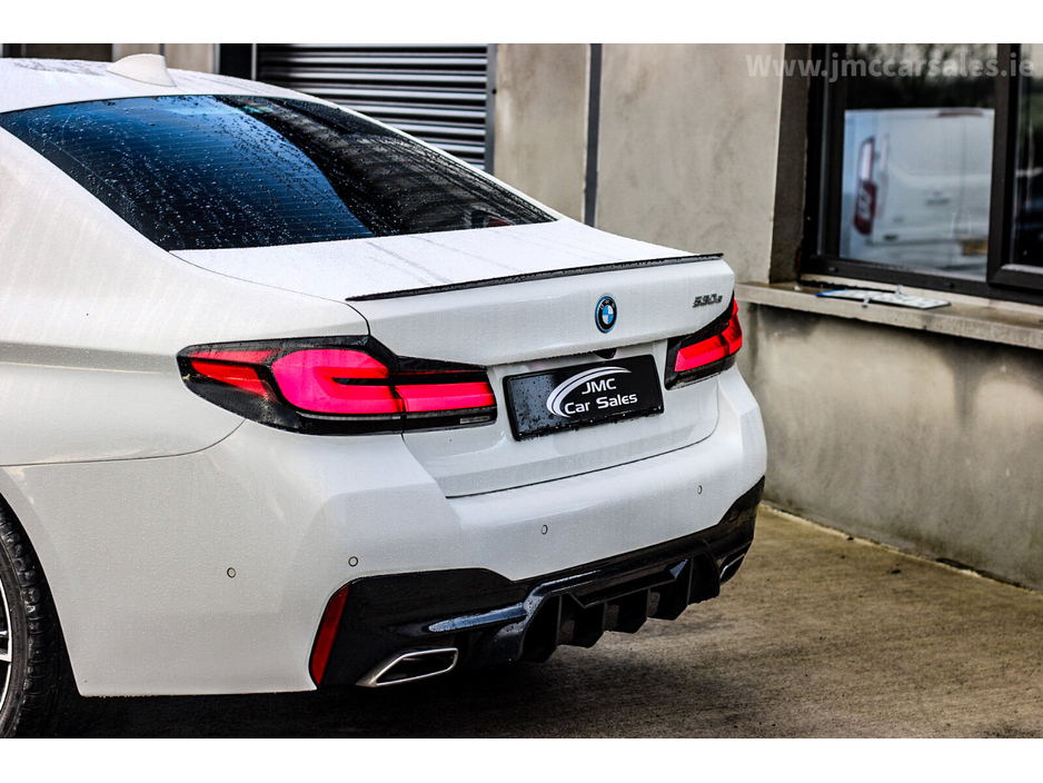 2022 BMW 5 Series 530e M Sport €36,995
