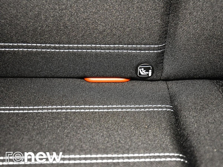 2022 Dacia Duster - image 20