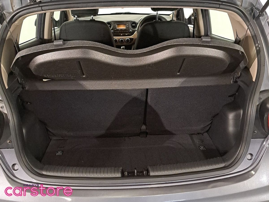 2017 Hyundai i10 - image 19