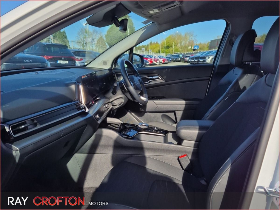 2023 Kia Sportage - image 6