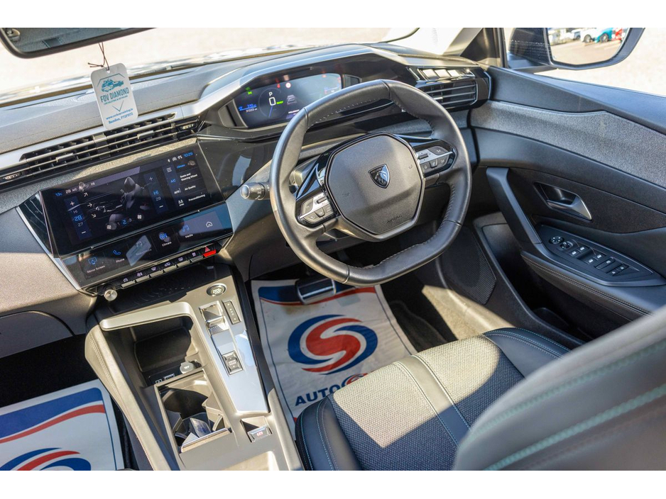 2024 Peugeot 308 - image 22