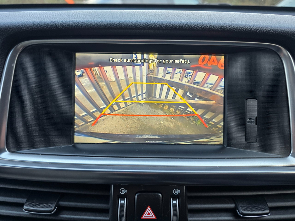 2018 Kia Optima - image 19