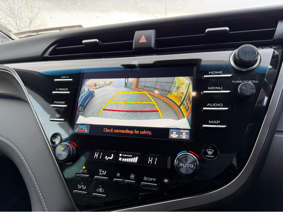 2020 Toyota Camry - image 27