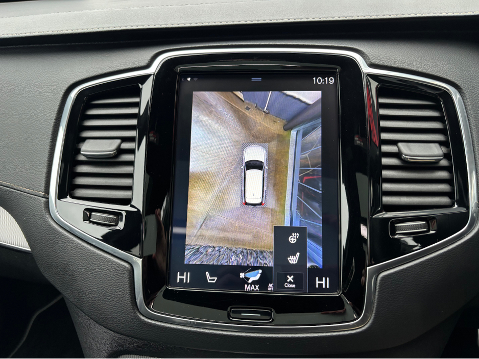 2019 Volvo XC90 - image 25
