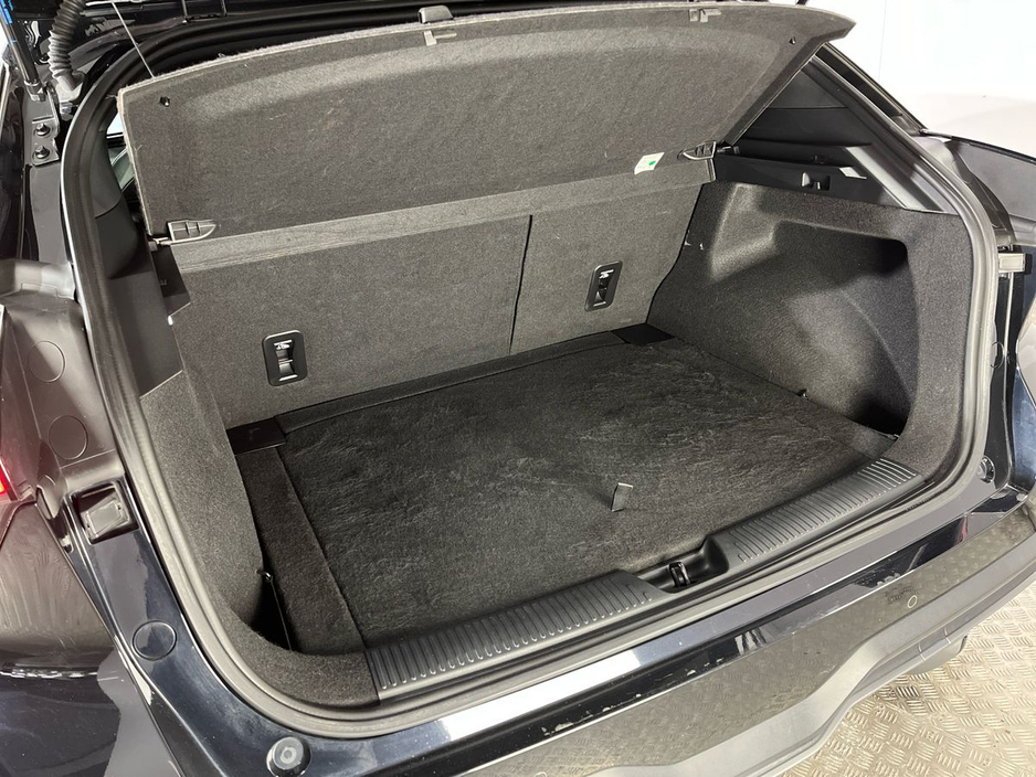 2023 MG 4 - image 12