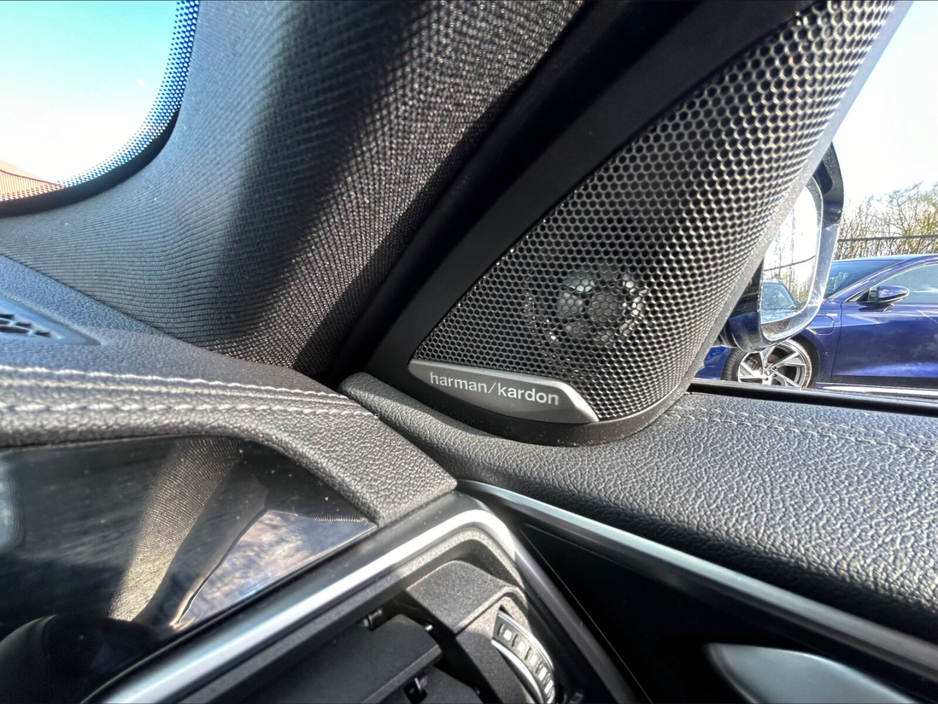 2020 BMW 4 Series - image 9