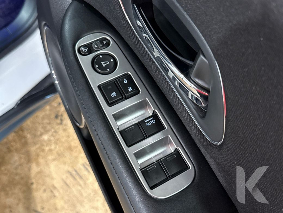 2020 Honda Vezel - image 17