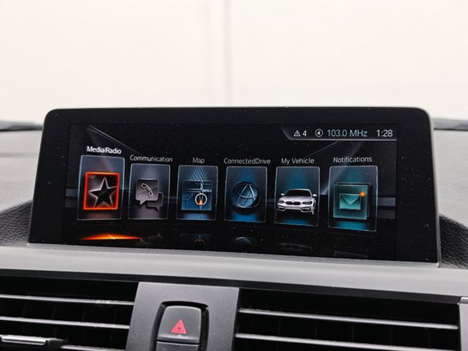 2017 BMW 1 Series - image 24