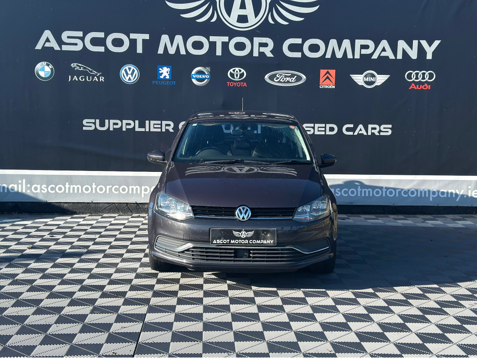 2015 Volkswagen Polo - image 4