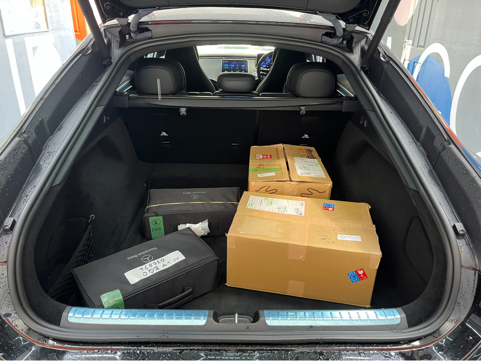 2023 Mercedes-Benz EQS - image 7