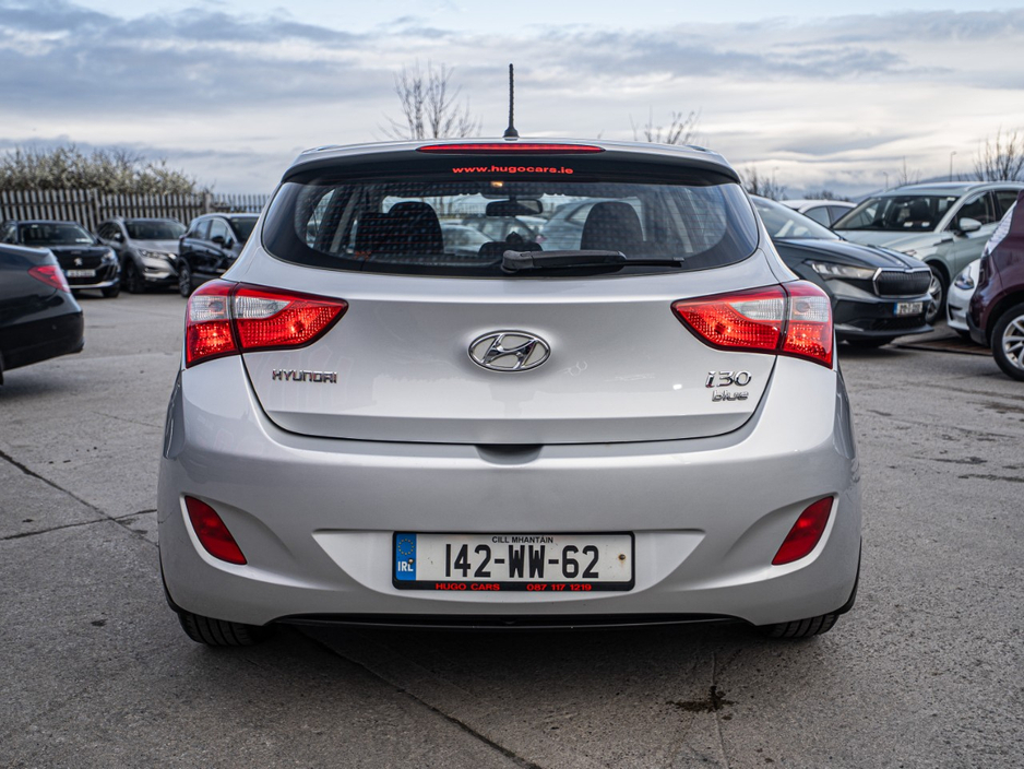 2014 Hyundai i30 - image 14