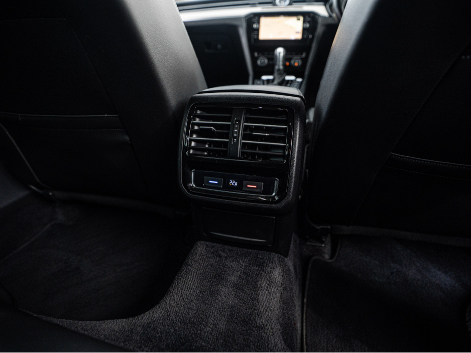 2019 Volkswagen Passat 2019 Passat 2.0d Auto HIGHLINE/High spec/1yr warra €24,888